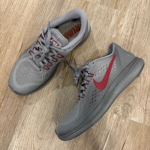 Nike Women’s Athletic Running Shoes in Gray and Red